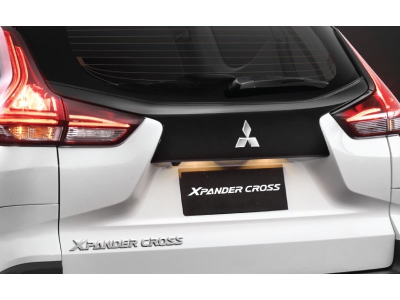 Image Mitsubishi Xpander Cross